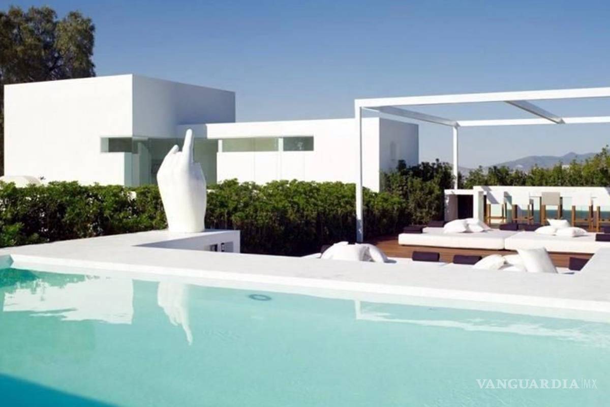 La casa blanca, del total esplendor al franco deterioro