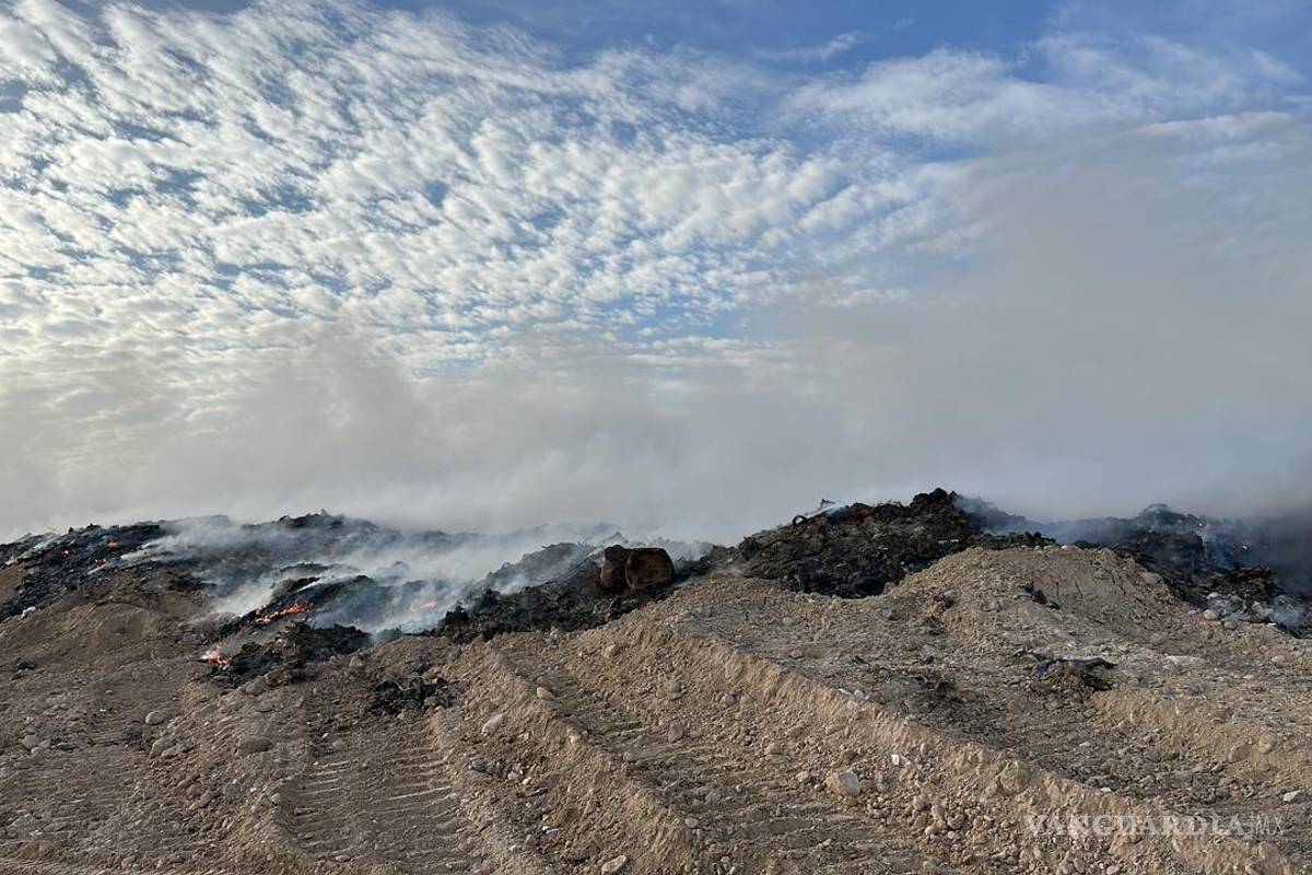 Reporta Gobierno de Frontera 80 por ciento de control de incendio del Relleno Sanitario