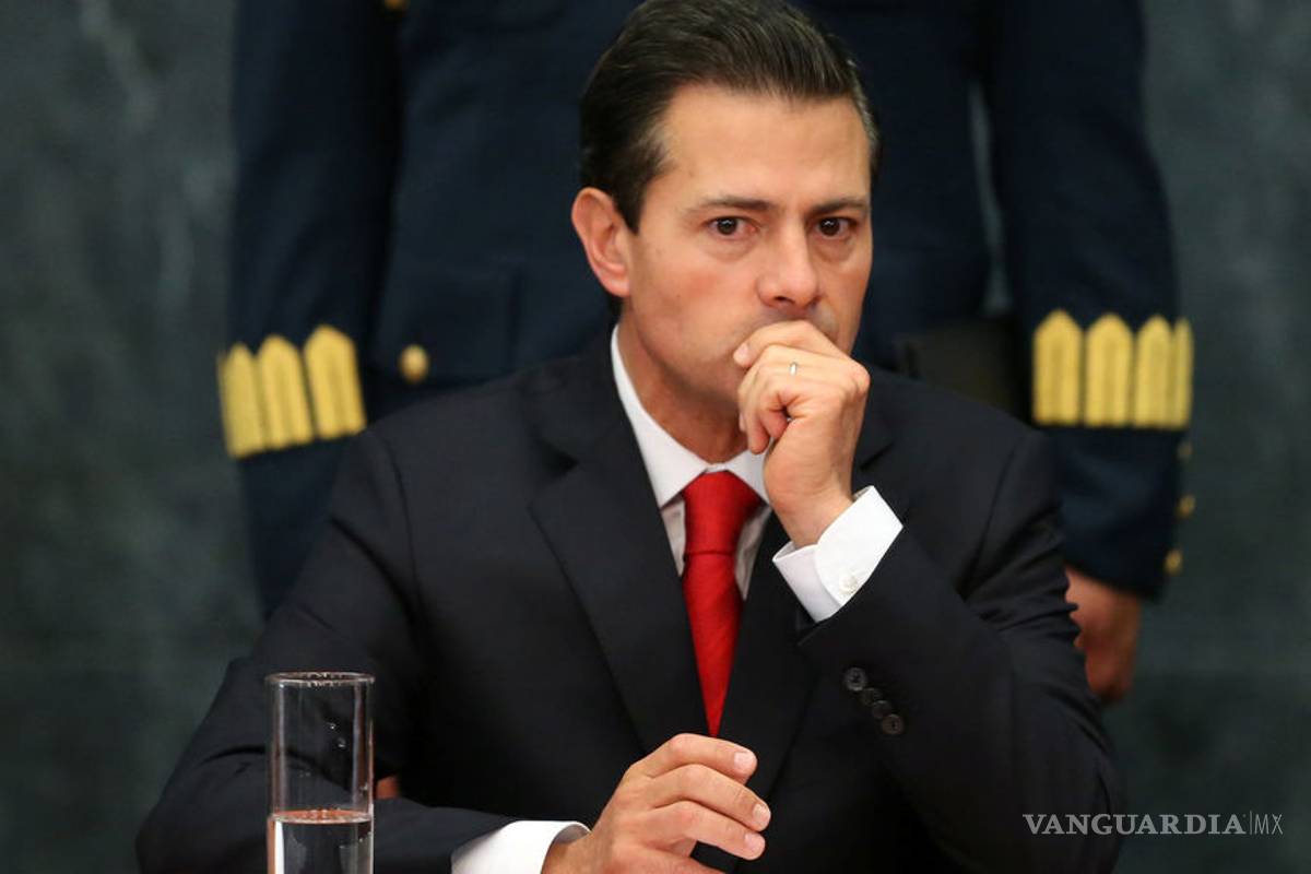 Peña desconoce derechos de audiencias que promulgó hace 4 años; especialistas ven presión de Televisa