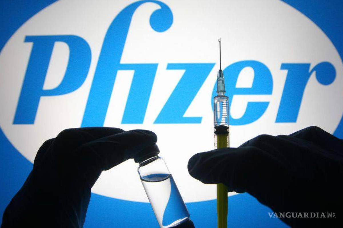 Hombre asegura que Pfizer modificó ‘en secreto’ la fórmula de su vacuna COVID-19 para niños