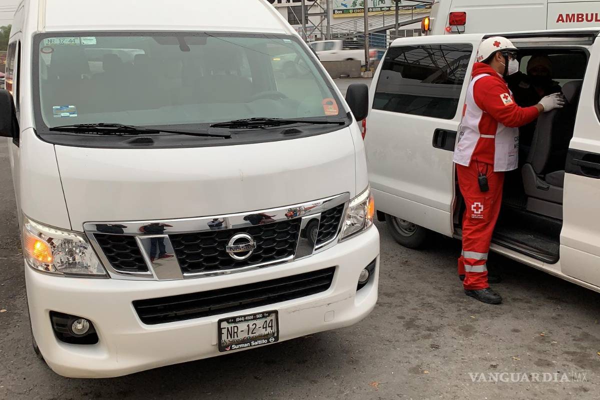 En accidente en Saltillo, mujer pierde el conocimiento