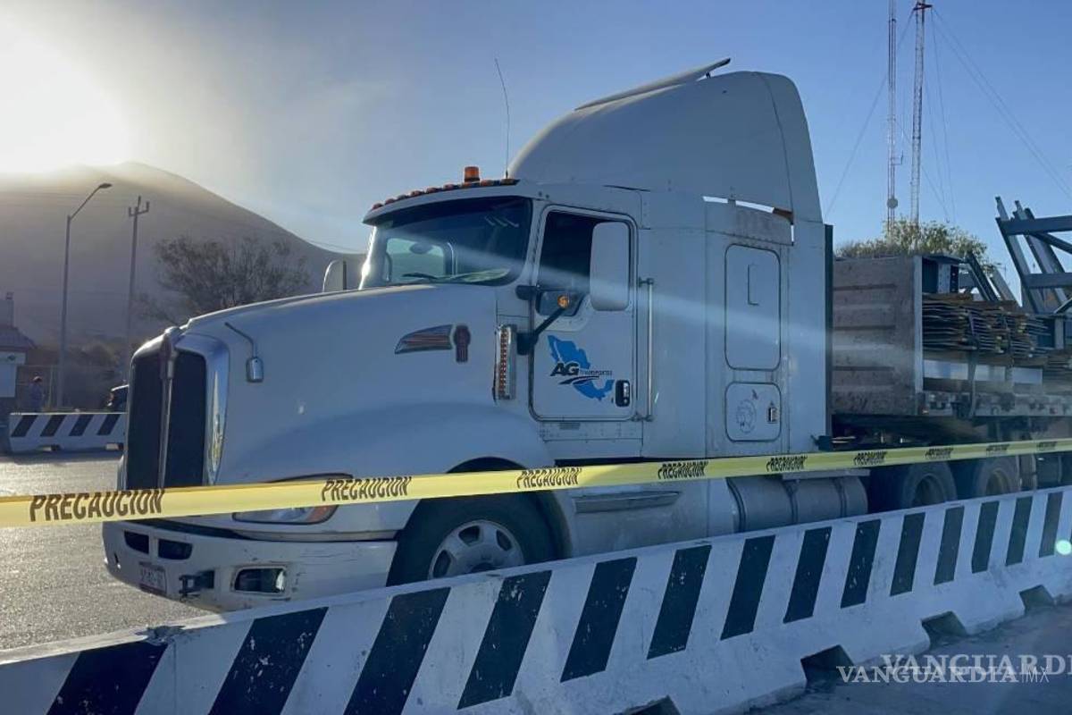Saltillo: Se detuvo a descansar y nunca despertó; sorprende la muerte a trailero en su unidad