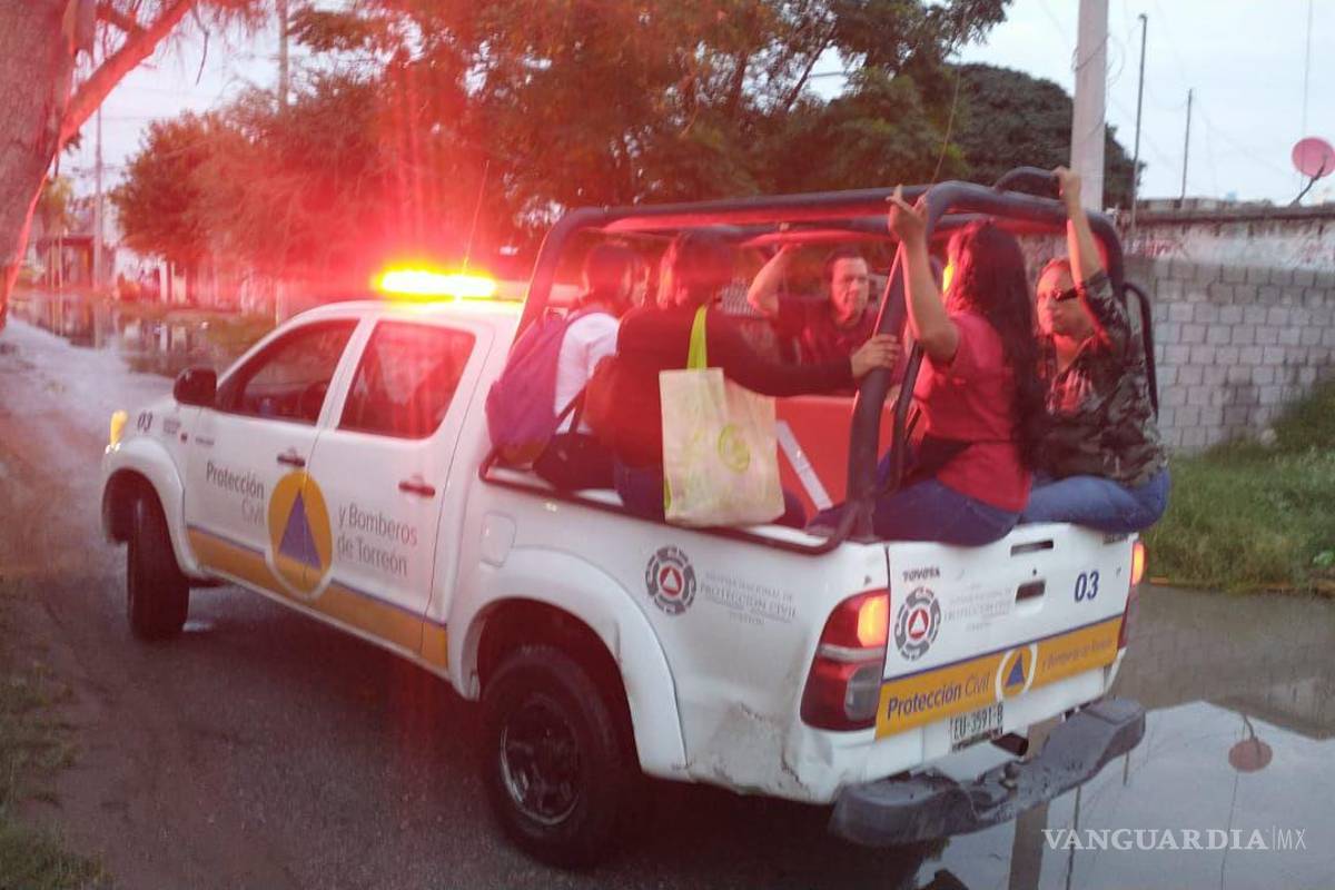 Personal del municipio mantiene labores de atención por lluvias