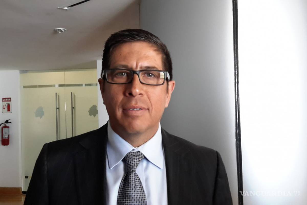 Aseguran a exdiputado por recibir sobornos