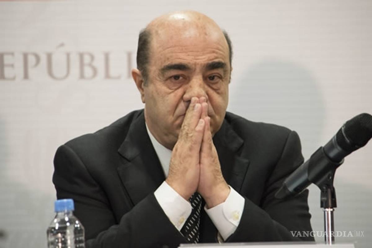 Murillo Karam defiende “verdad histórica” sobre Ayotzinapa