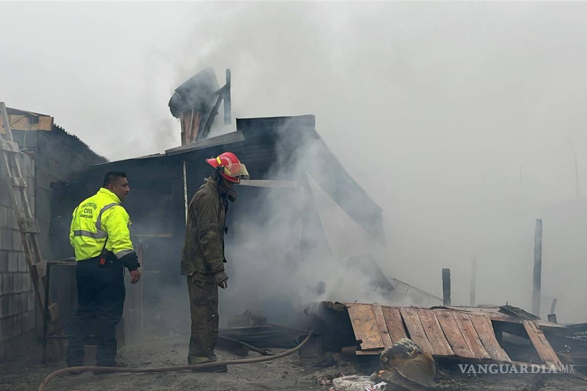 Incendio arrasa con dos tejabanes en Ramos Arizpe