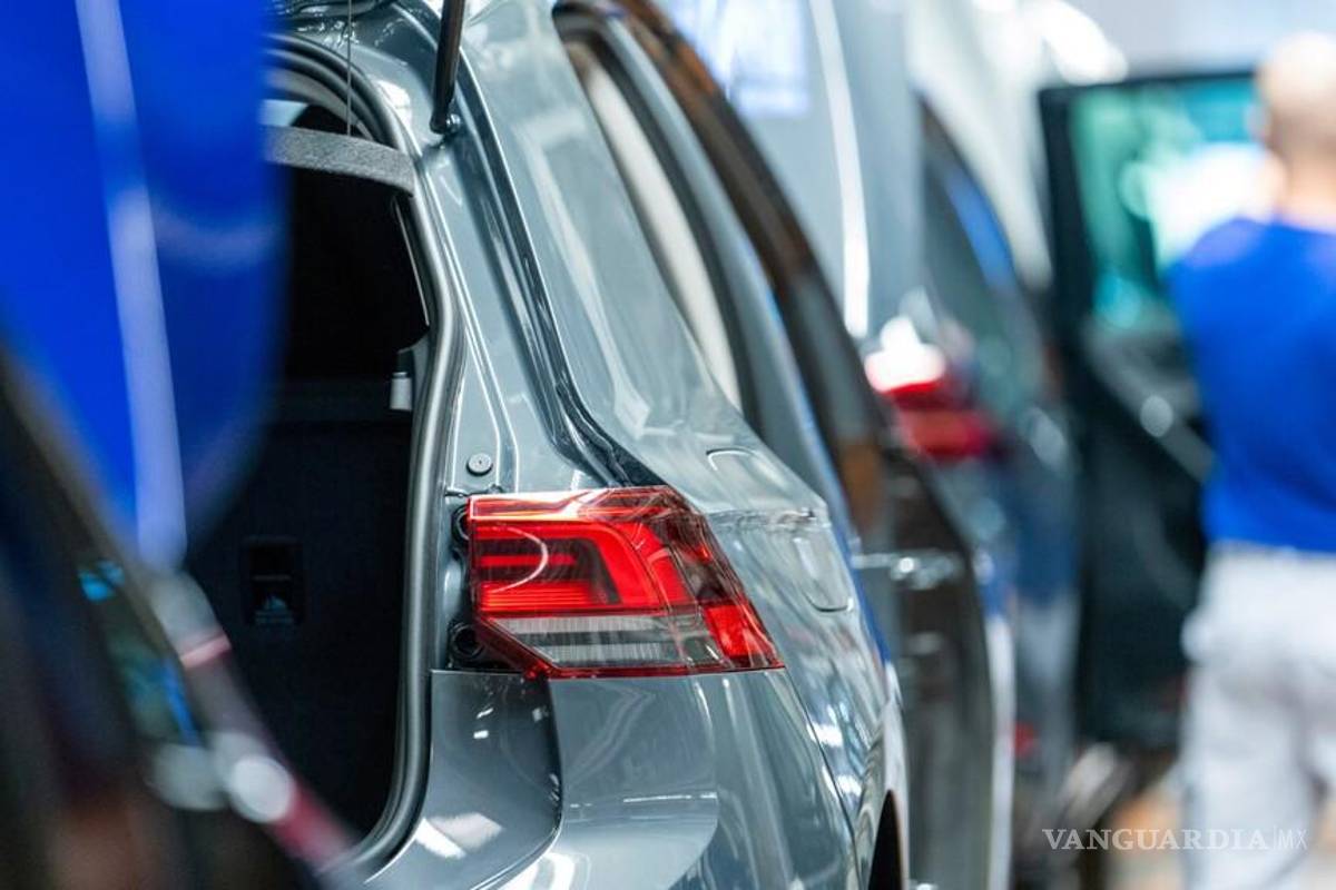 Ventas de vehículos ligeros subieron 12.7% en julio; siguen por debajo de niveles prepandemia