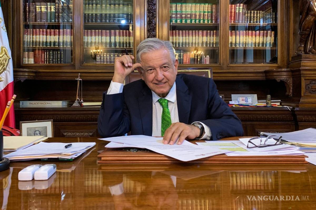 AMLO adelantará aguinaldo a trabajadores del Estado el próximo 9 de noviembre y sorteará 500 mdp