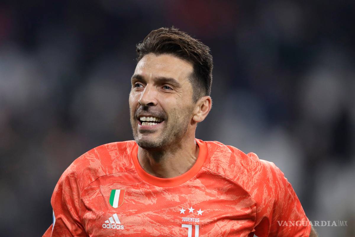 A sus 43 años, Buffon seguirá en activo y jugará con el Parma, su primer club como profesional
