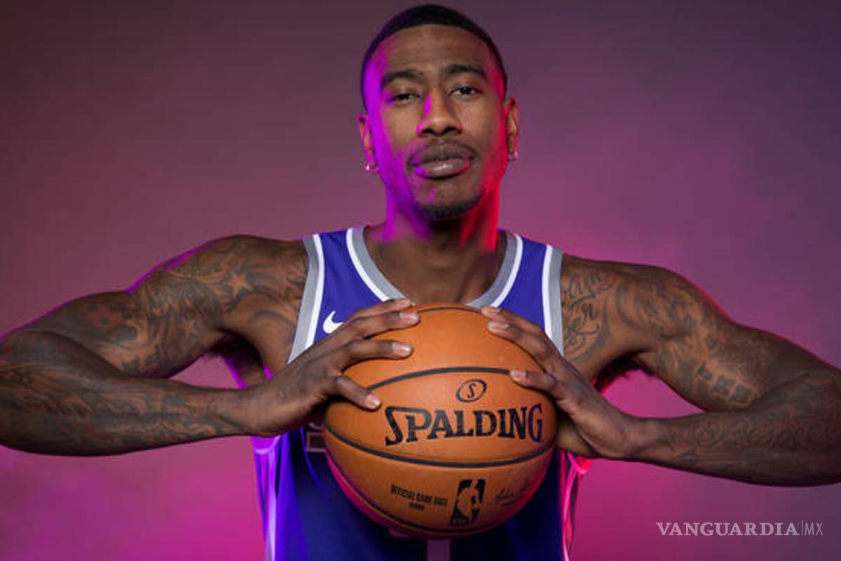 Shumpert de Sacramento pierde la cabeza e intenta entrar al vestidor de sus rivales