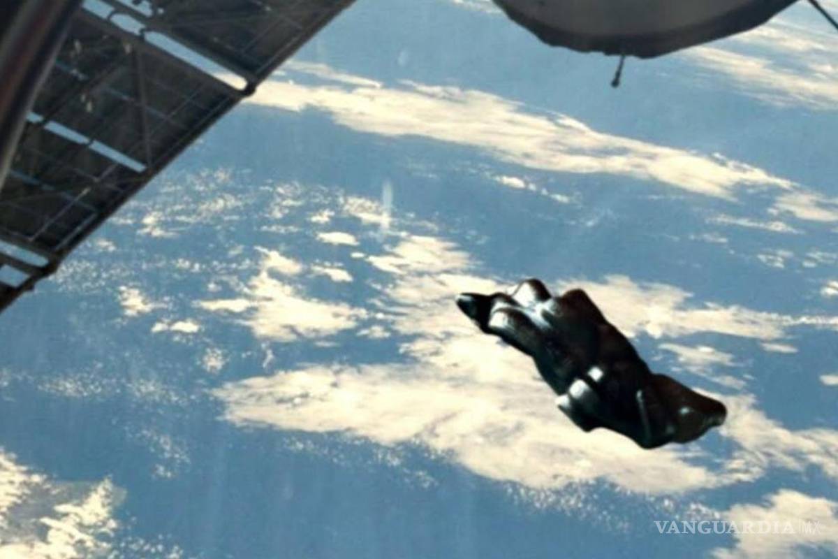 ¿Qué es el Caballero Negro?... El supuesto satélite extraterrestre que gira alrededor de la Tierra desde hace 13 mil años