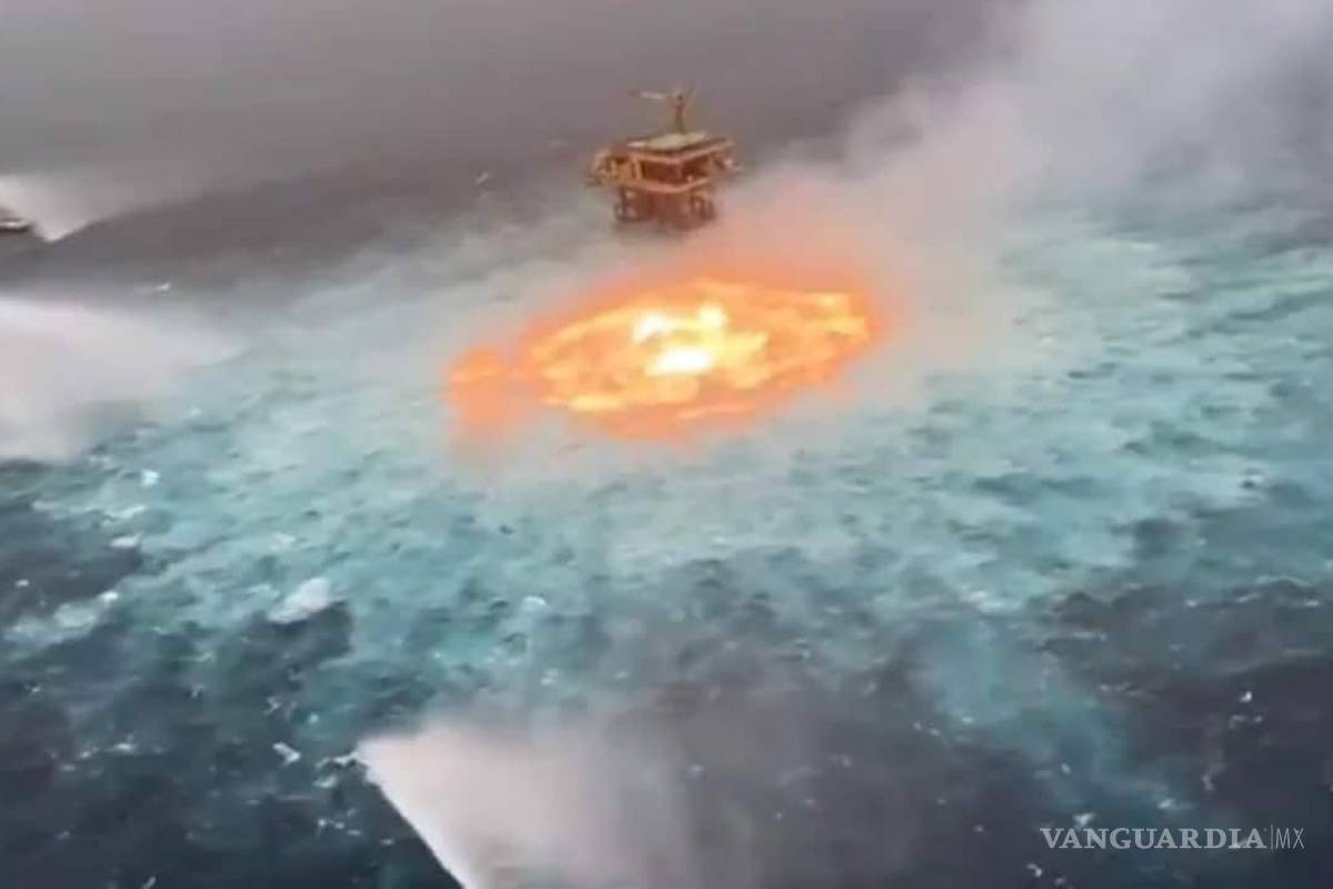 La 4T de AMLO busca alternativas para no depender del combustible tras incendio de gasoducto en Golfo