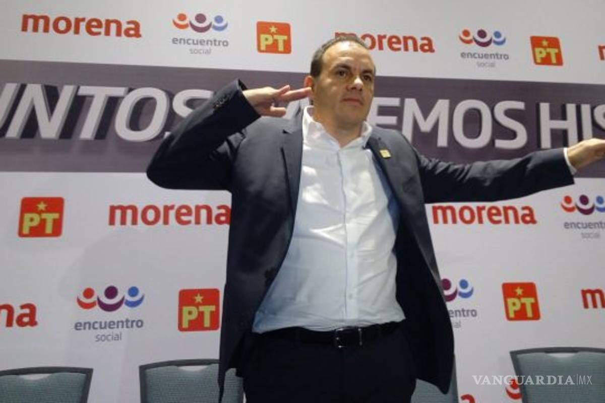 $!De Carlos Villagrán ‘Kiko’ a Laura Zapata, celebridades que saltaron de los escenarios a la política