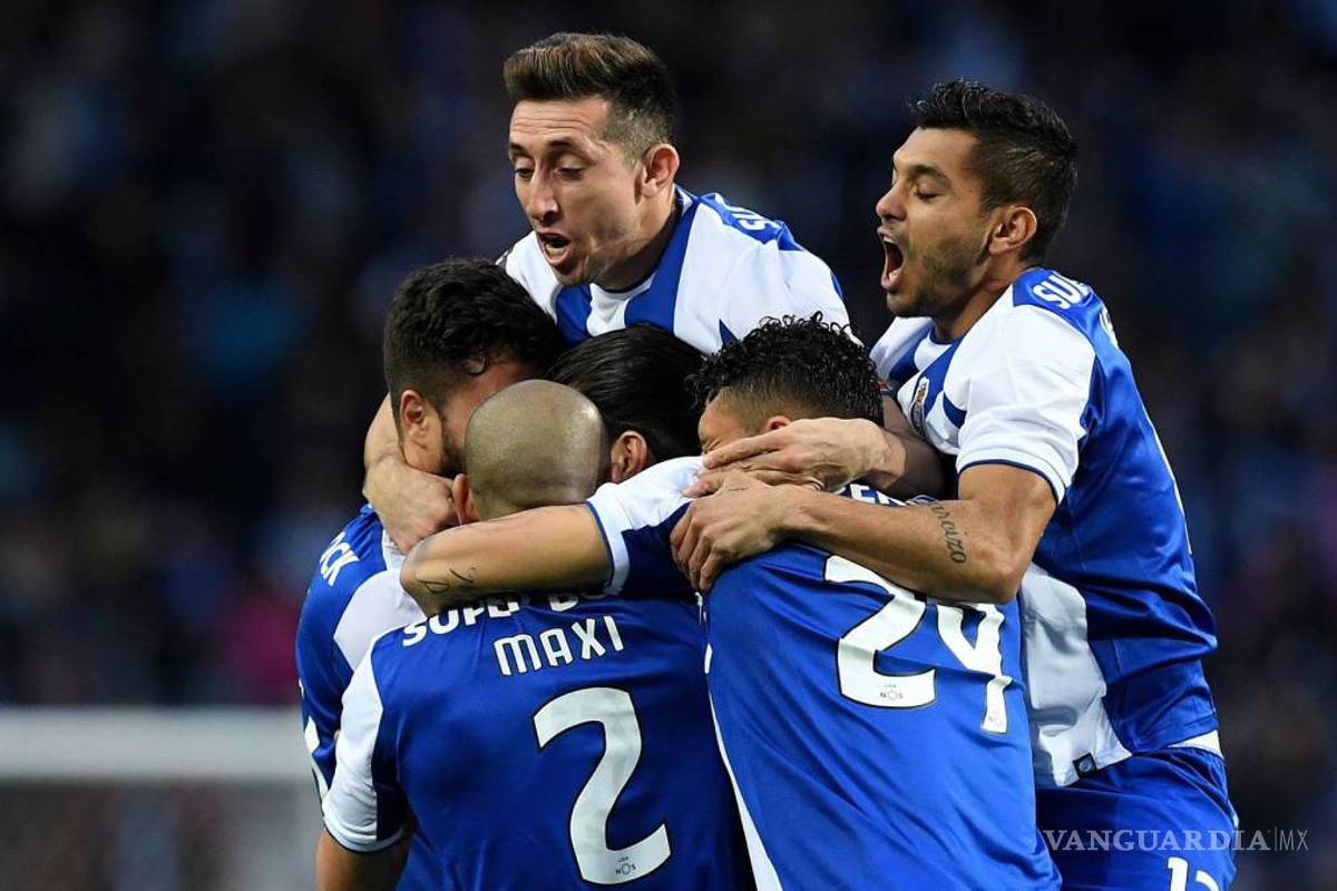 Jiménez y Benfica empatan ¡y el Porto es campeón!
