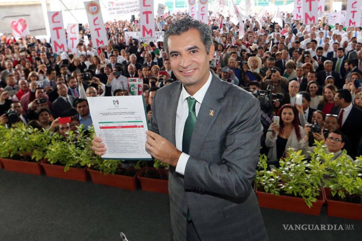 Enrique Ochoa Reza rinde protesta como dirigente nacional del PRI