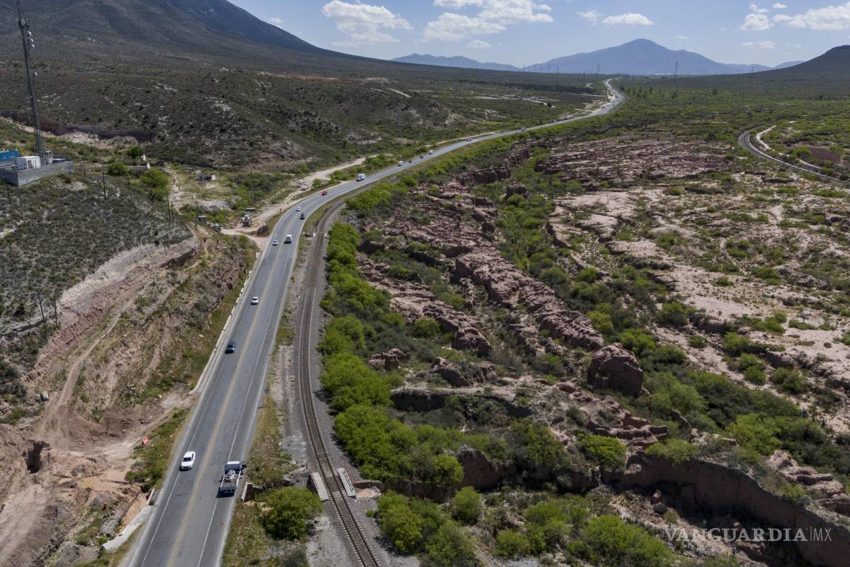 Prevén concluir antes la ampliación de la carretera a Derramadero