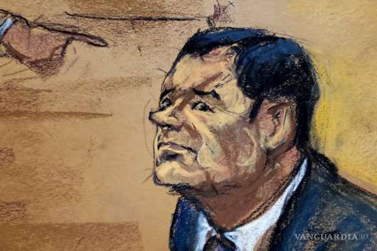 $!Ella es la mujer que reza todos los días en la corte por la libertad de "El Chapo" Guzmán... "No es un monstruo"