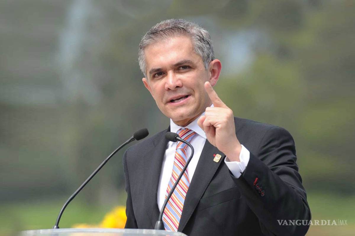 Mancera critica inclusión de Iniciativa Priva en Ley 3 de 3