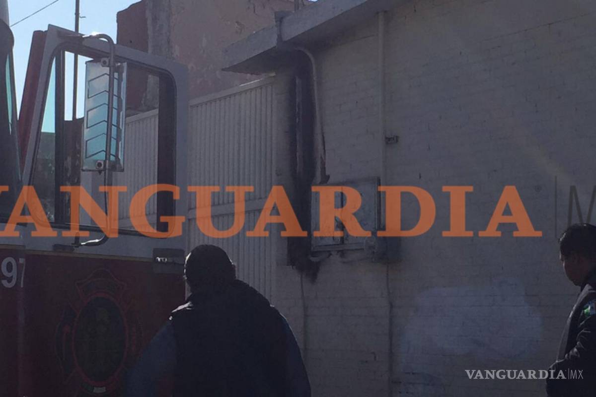 Evacuan a 79 niños por incendio en jardín de niños de Saltillo