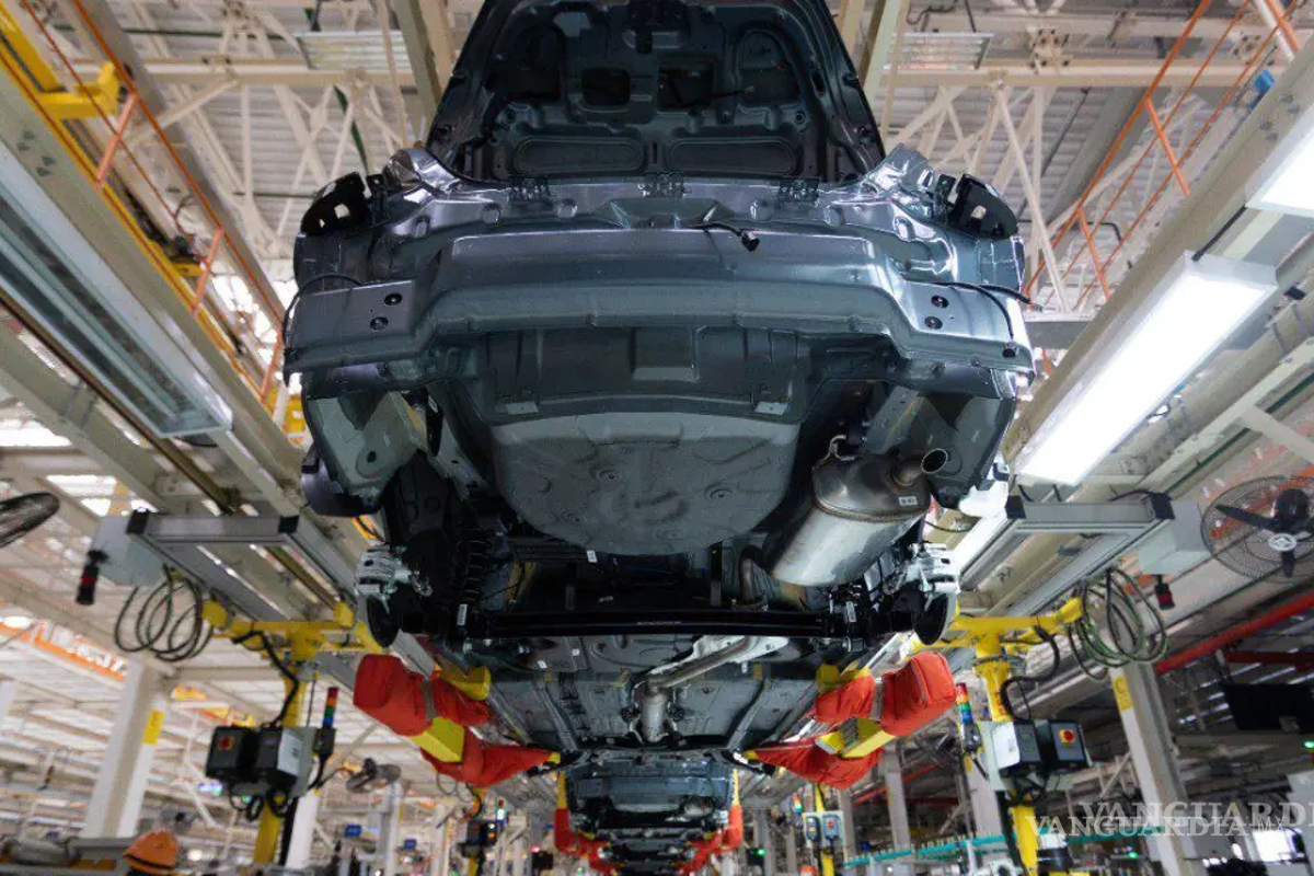 Dos modelos automotrices fabricados en Coahuila, entre los más afectados por aranceles de Trump