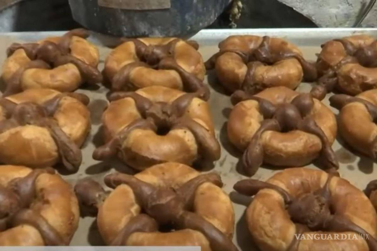 Llega al mundo de los vivos ‘la dona muerta’; panadería de Saltillo crea su propia versión del pan de muerto