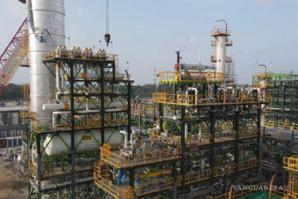 Refinería en Dos Bocas recibiría 47 mil 200 mdp más de presupuesto en 2023