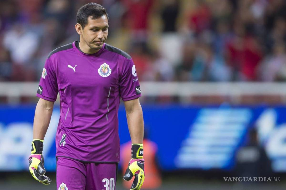 $!Rodolfo Cota más caro que Buffon y Casillas