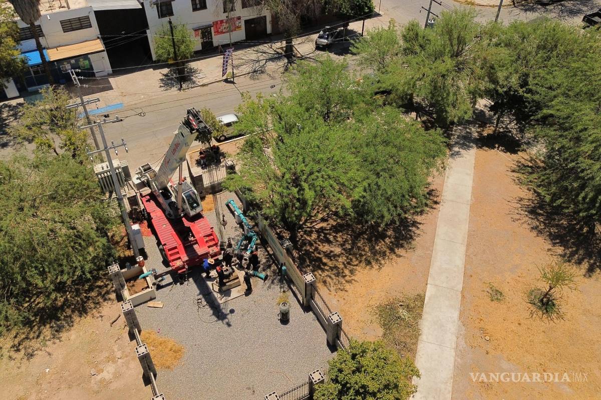 Inicia Simas Torreón mantenimiento de la Bomba 70 en Plaza Madero