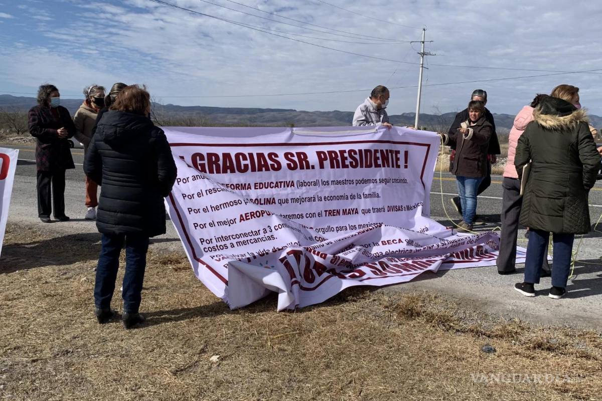 Ex docentes y ejidatarios piden a AMLO apoyo en Ramos Arizpe