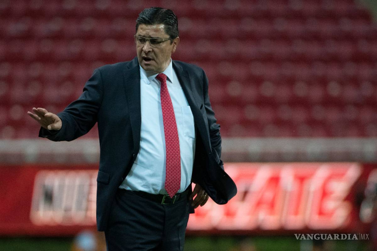 Anuncia FC Juárez destitución de Luis Fernando Tena