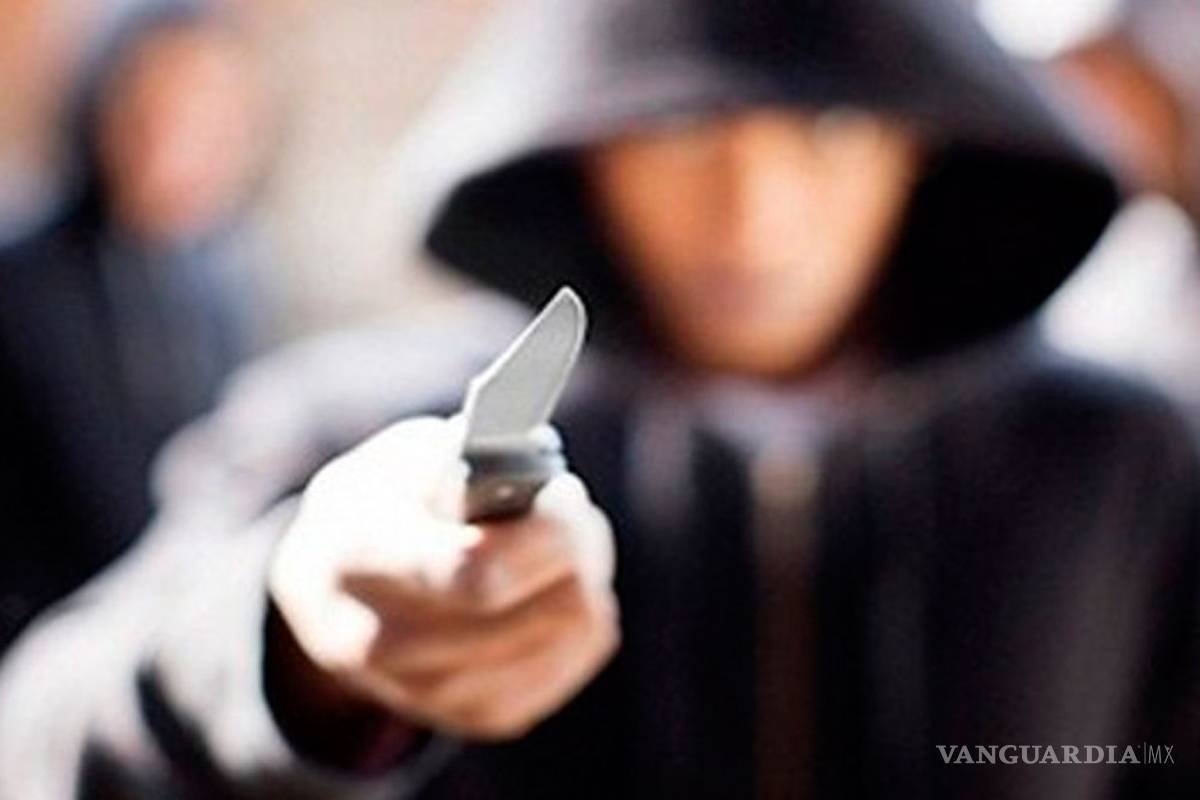 Ex policía sospechoso de asaltar en carretera de Arteaga