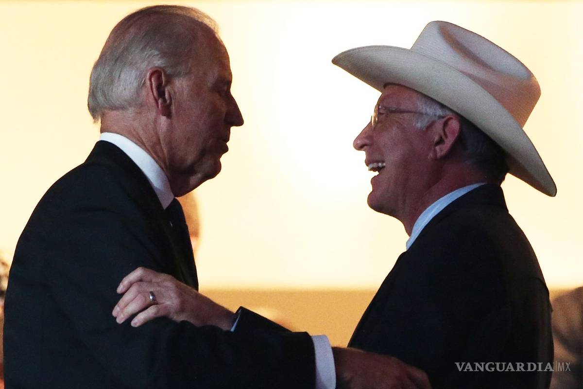 Joe Biden considera a Ken Salazar para ser embajador de EU en México