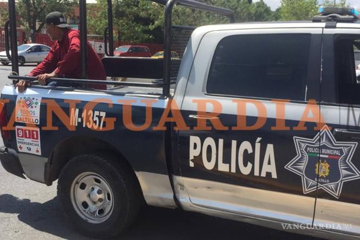 Hombre que se masturbaba en calles de Saltillo, es detenido por policías municipales