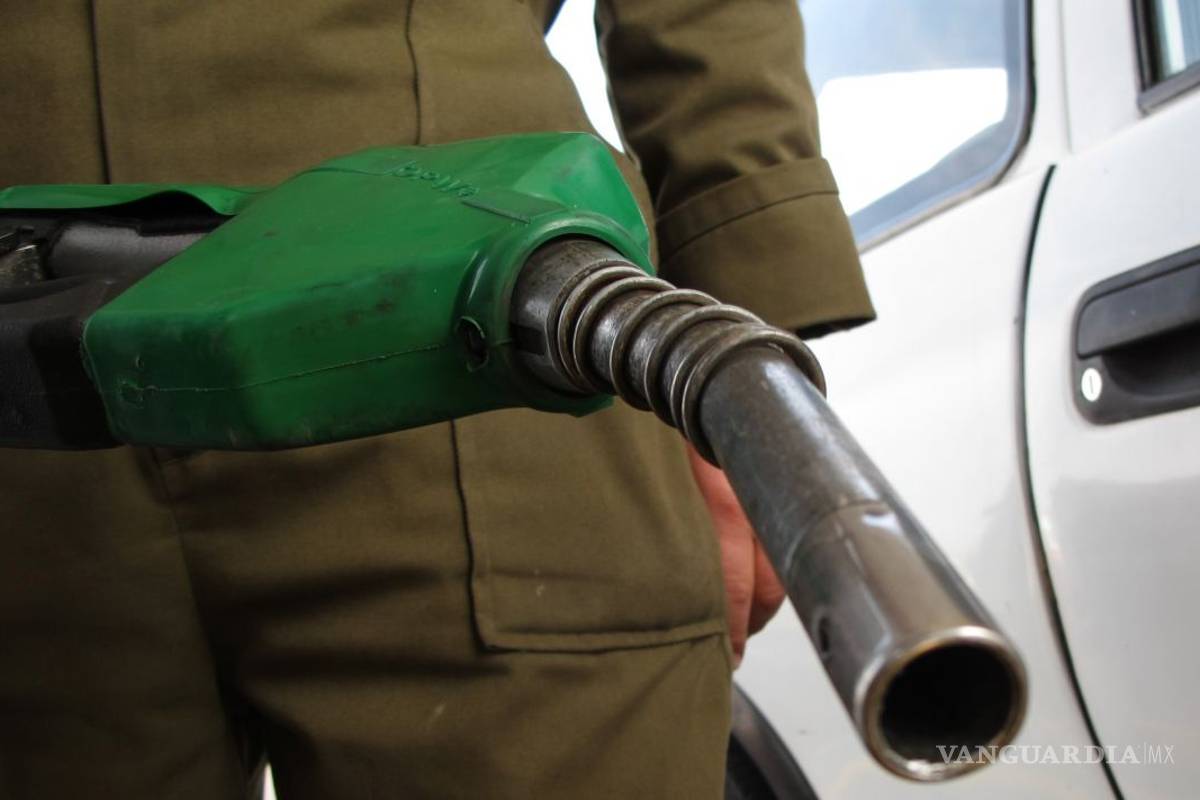 Precio de la gasolina subió casi al doble con Enrique Peña Nieto