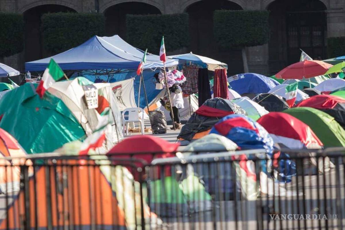 FRENAAA levantará campamento del Zócalo de la CDMX provisionalmente