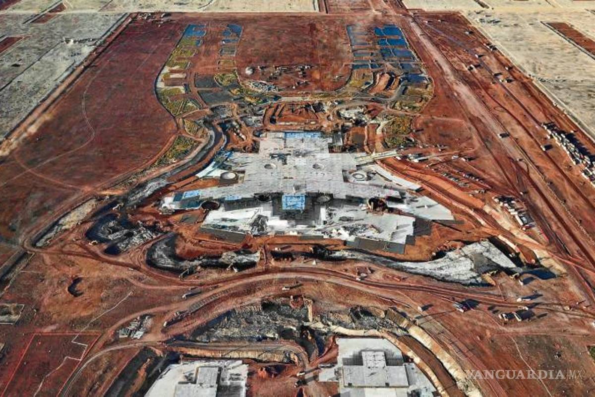 AMLO hará consulta pública sobre el Nuevo Aeropuerto para decidir si sigue o no