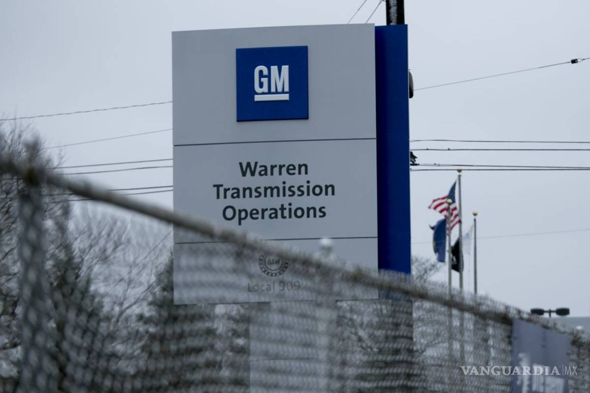 Trump estudia quitar subsidios a autos eléctricos de General Motors
