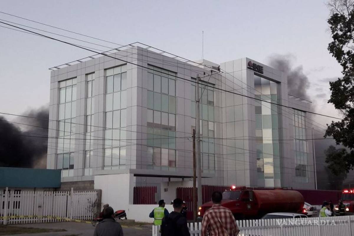 Se incendia Junta Local del INE en Hermosillo