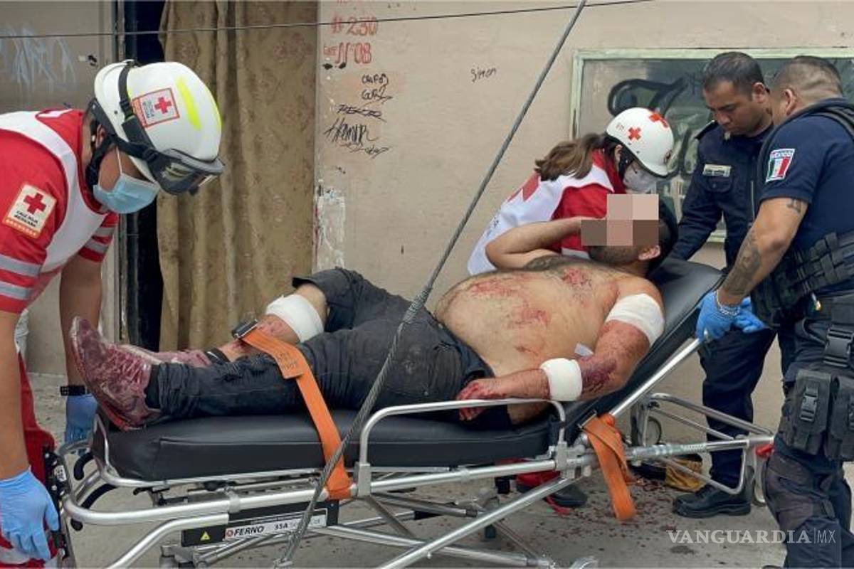 Atacan a navajazos a sujeto en una riña, en Saltillo