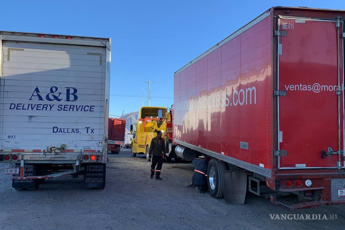 Doble accidente se registra en la Carbonera: riegan cargamento de cebollas