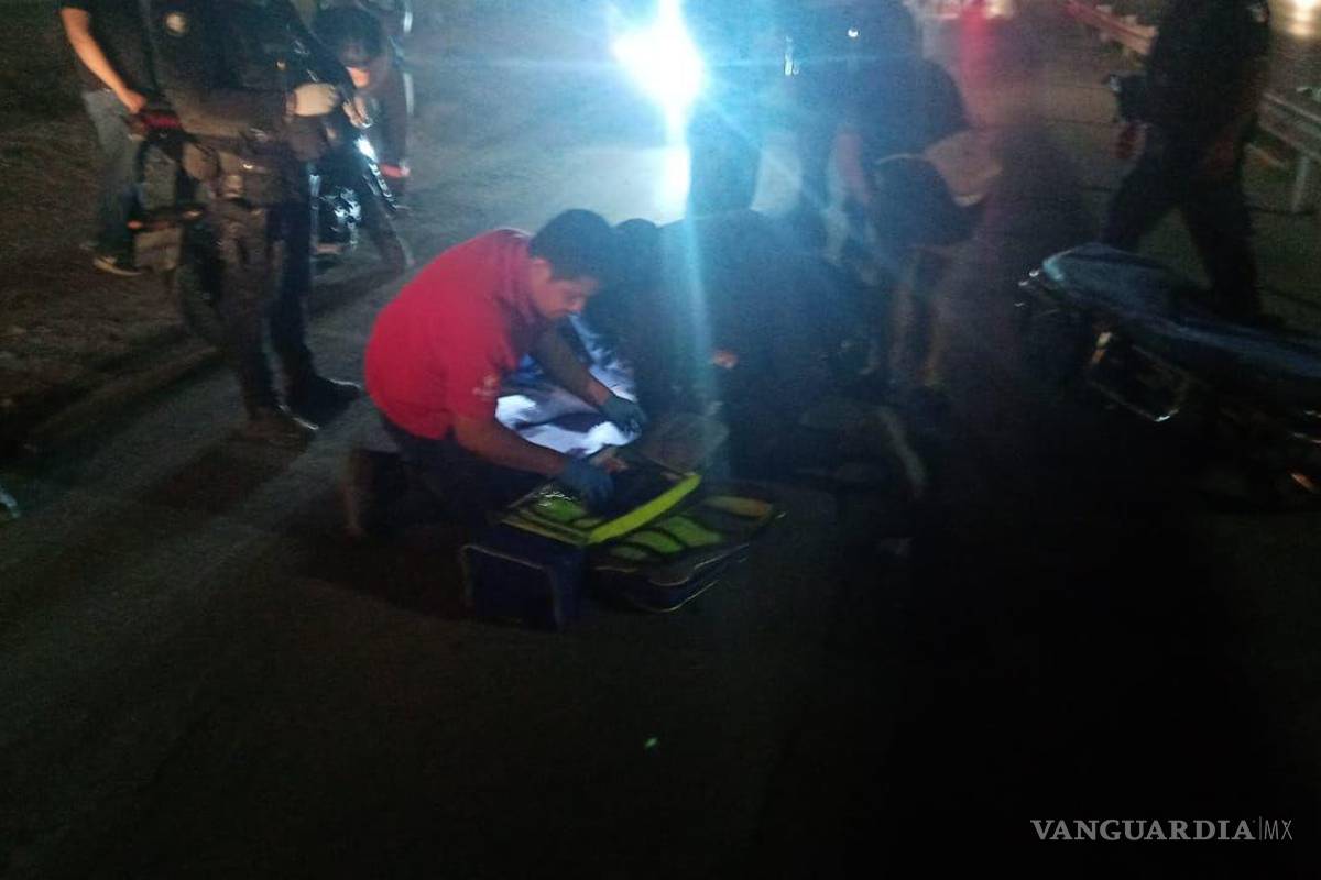 Motociclista se cercena la pierna en Ramos; lo atienden bomberos