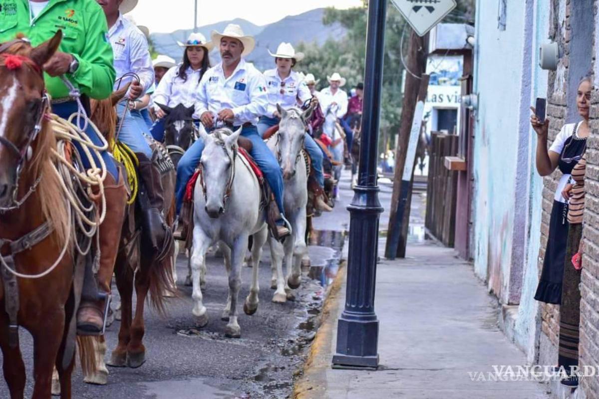Cabalgata Navideña recorrerá Sabinas el 25 de diciembre para llevar alegría a los niños