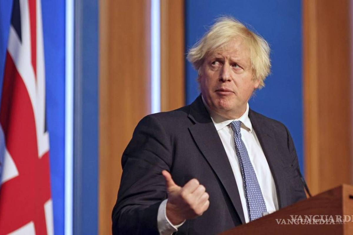 Se despide Johnson: ‘hasta la vista, baby’