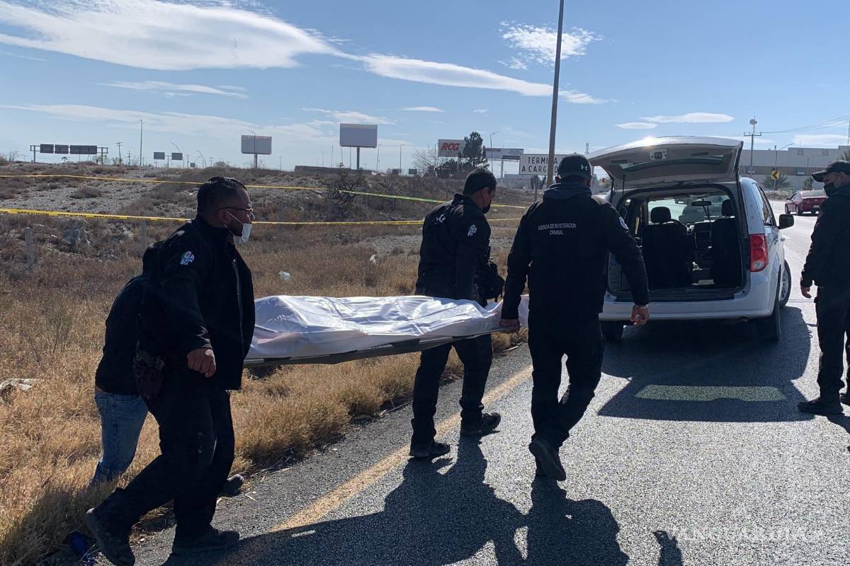 Localizan sin vida a adulto mayor sobre la Sal-Mon; sería una persona en situación de calle