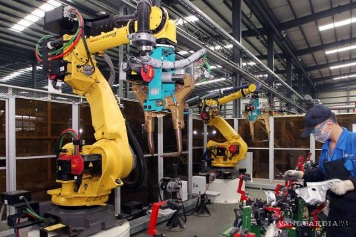 Proponen que robots paguen impuestos para financiar pensiones