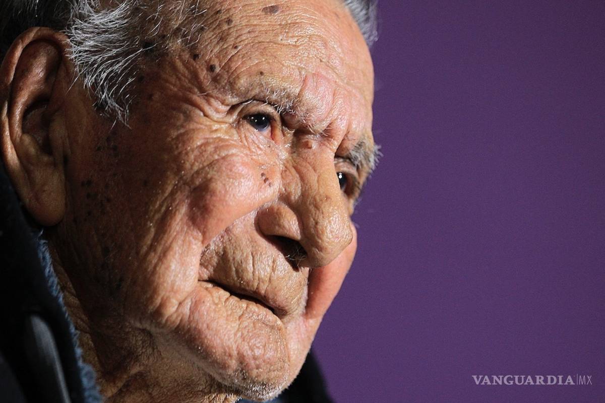 ¿Quién es Manuel García, el mexicano de 124 años al que felicitó el presidente López Obrador?