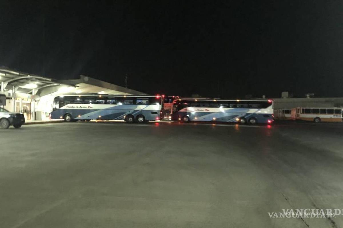 Saltillo: descartan infarto de pasajero hallado sin vida en autobús; fue suicidio