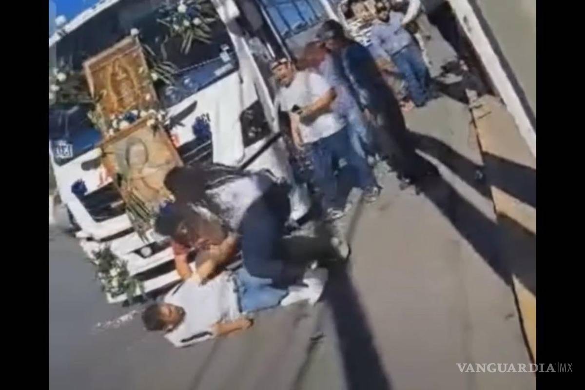 Cumbieros guadalupanos de Saltillo se agarran a golpes en plena peregrinación