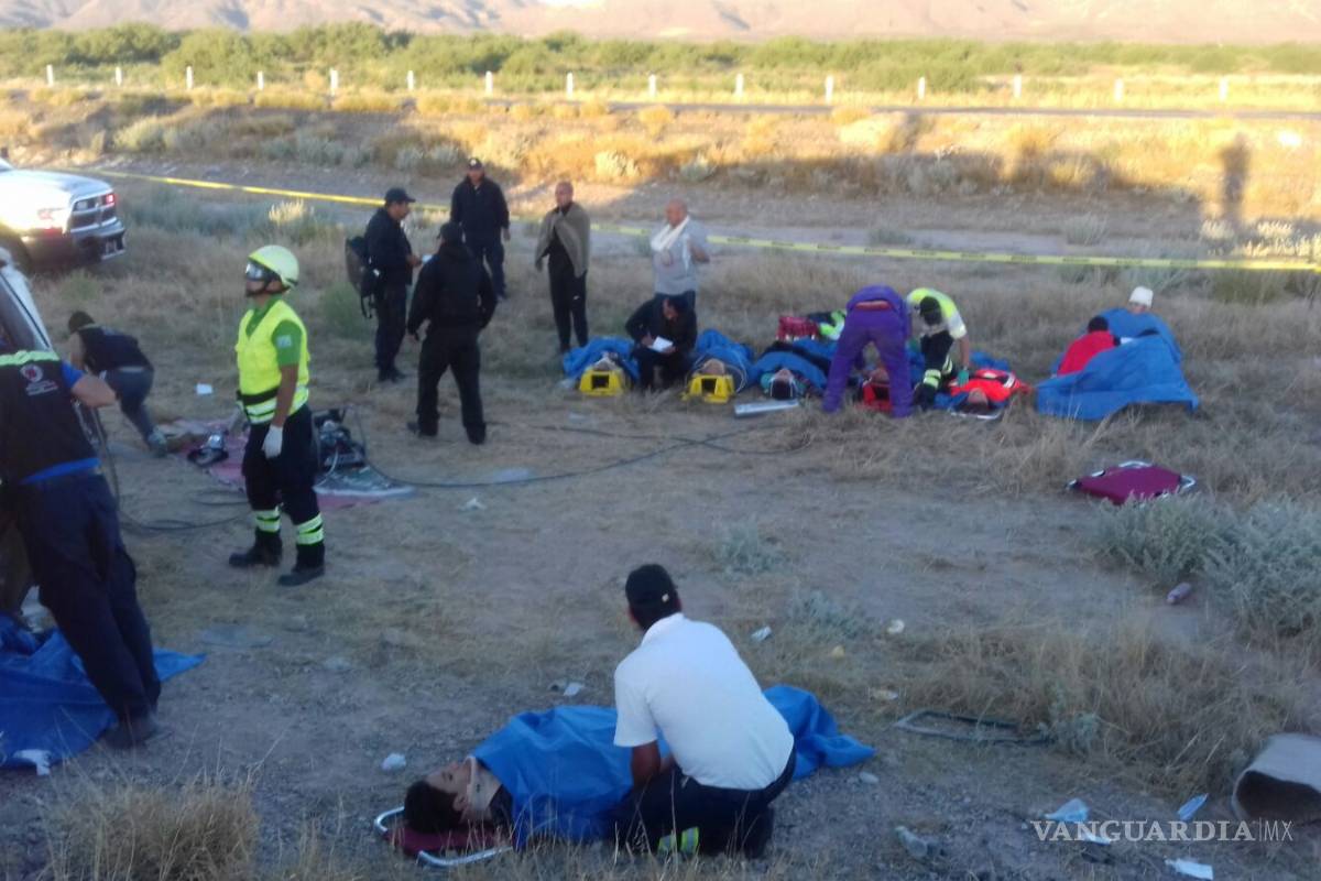 Vuelca vehículo con deportistas de Chihuahua; hay dos muertos
