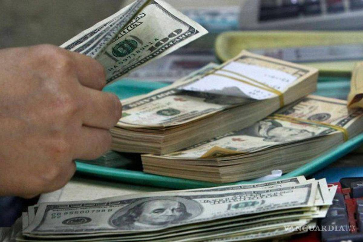 Prevén que se mantenga la buena racha del peso; cerraría el año entre 17.40 y 18.20 por dólar